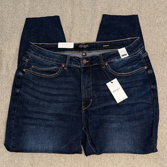 Judy Blue Denim - Judy Blue Dark Indigo Skinny Jeans -High Rise Raw Hem